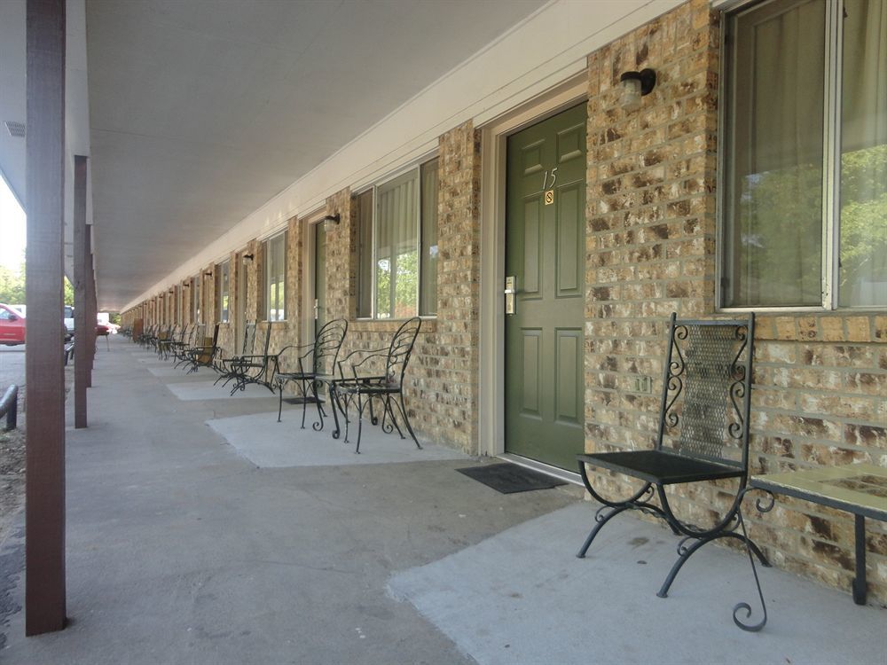 Garden Inn And Suites Silsbee Kültér fotó