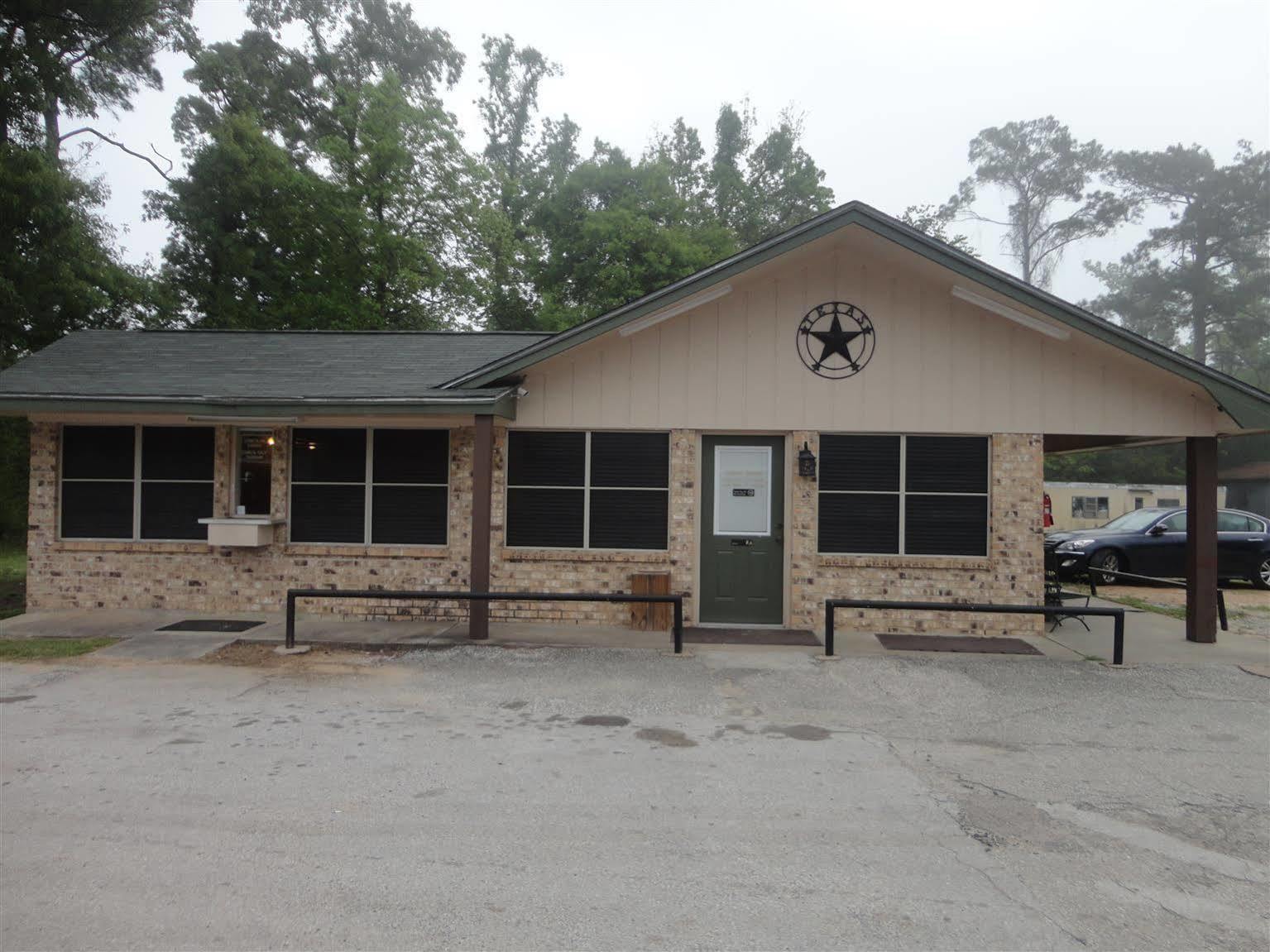 Garden Inn And Suites Silsbee Kültér fotó